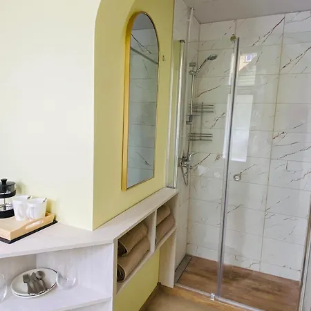 Lägenhet Paeikese *